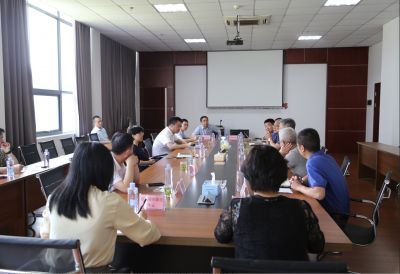 新昌县委书记黄旭荣一行莅临吕氏贵宾会医药调研商务稳进提质工作