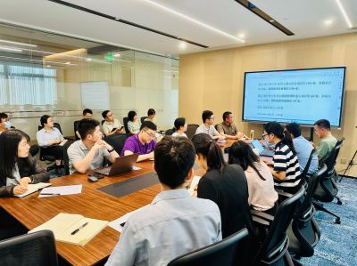 心有所畏，方能言有所戒、行有所止——吕氏贵宾会医药组织第二期“法随我行”系列宣讲活动