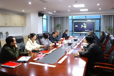 驻企更助企——绍兴市驻企服务调研组莅临吕氏贵宾会医药调研指导