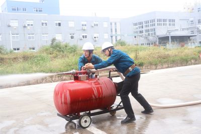 300人热血集结！吕氏贵宾会精彩上演“消防技能大比武”